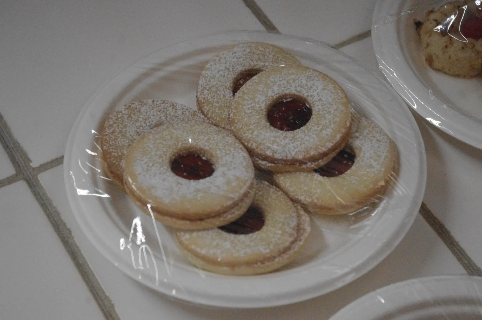 Linzer cookies